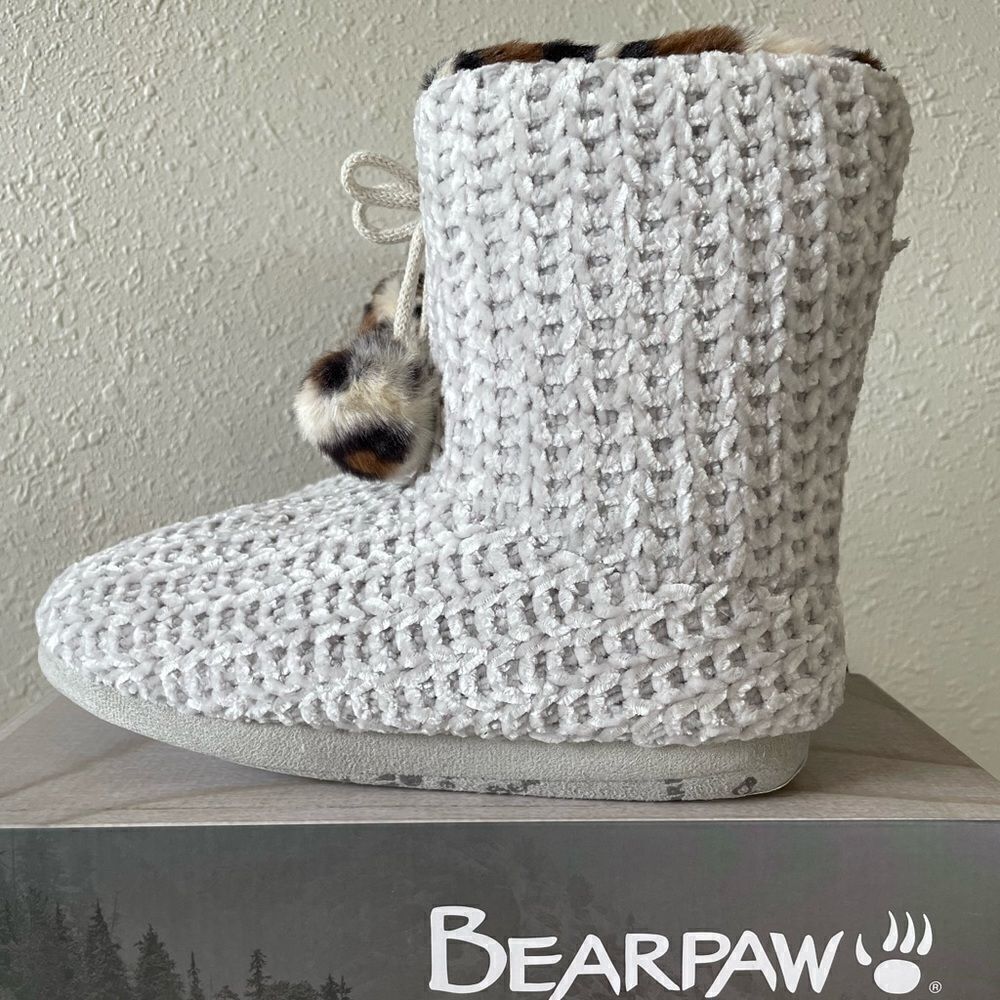 NIB BearPaw Winter White Josephine Slipper Booties Size S,L, and XL
